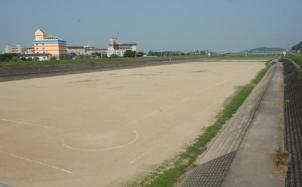 朝倉市原鶴分水路グラウンドの画像