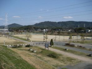 白銀川調節池公園